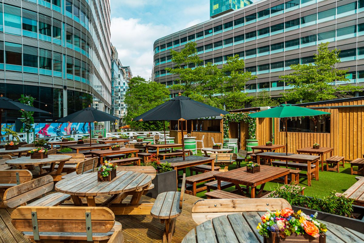 outside the lawn club