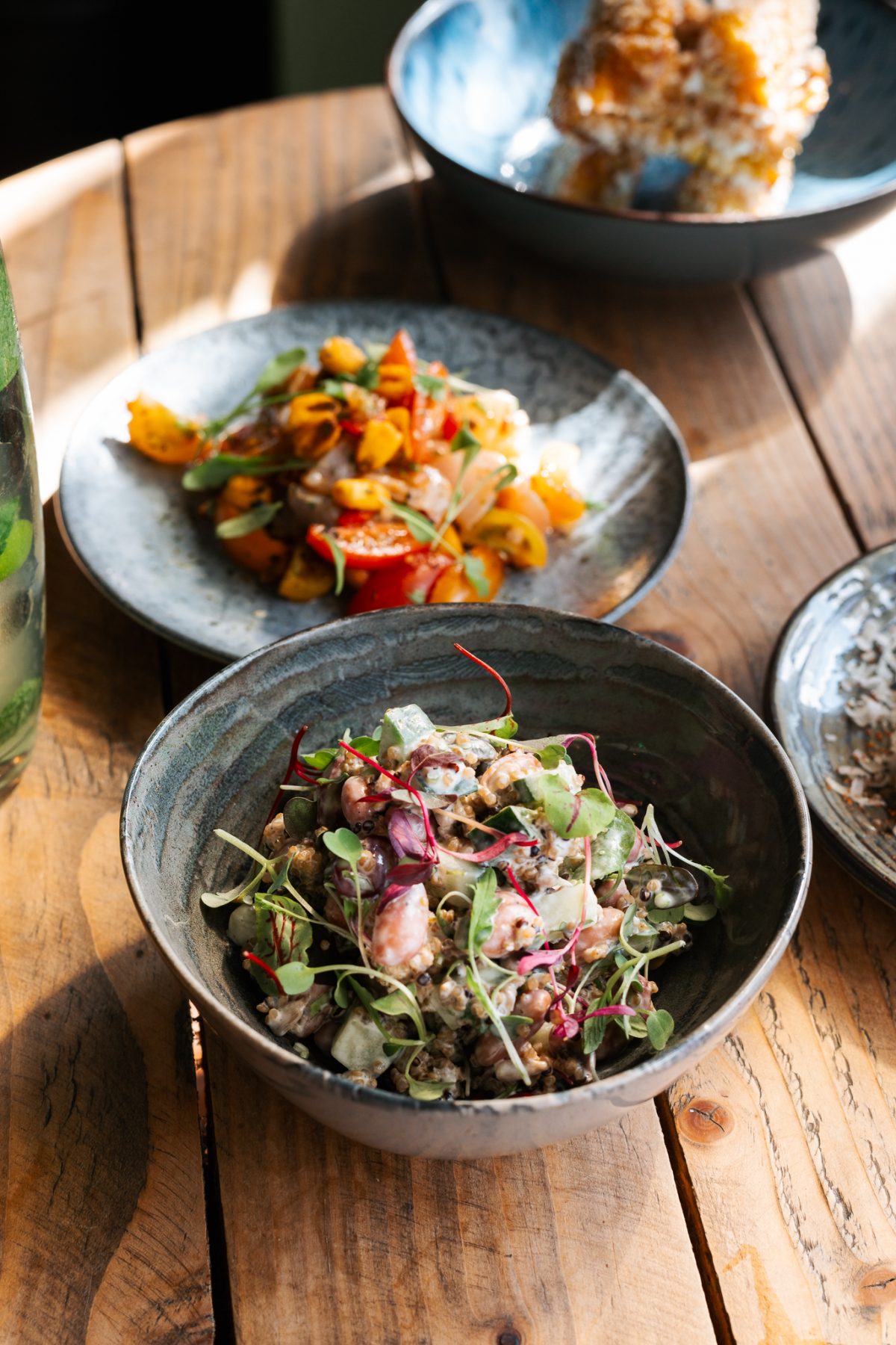 dishes at las bombas